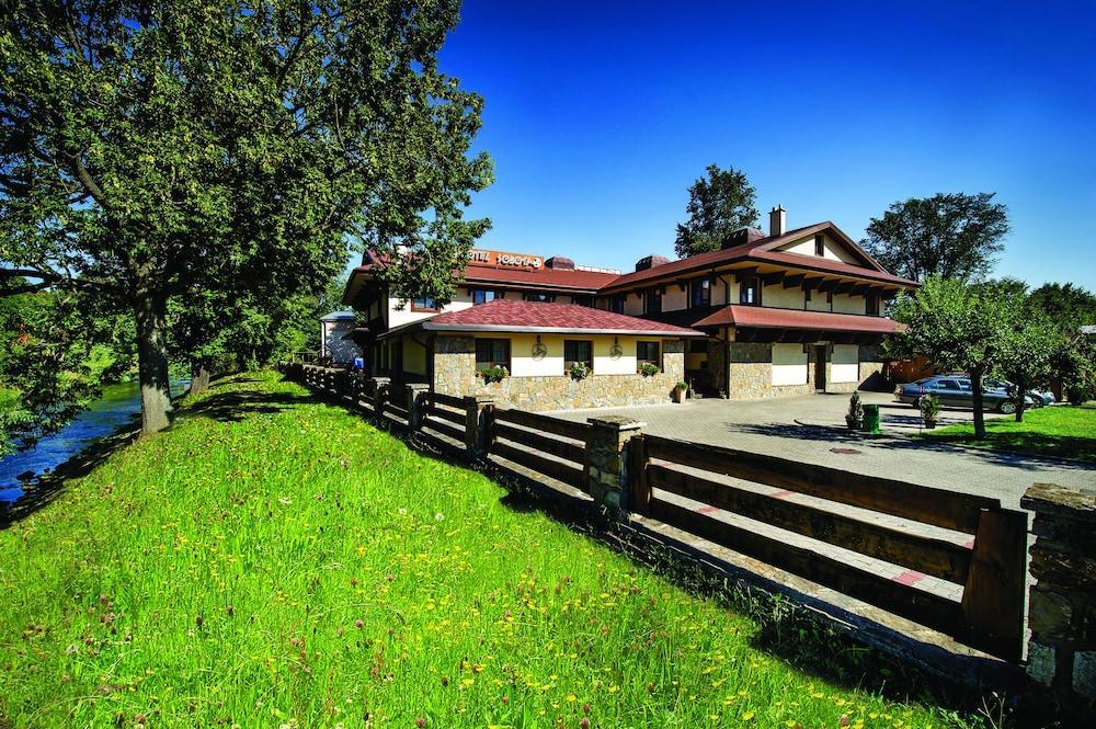Hotel Sobota Poprad Exterior photo